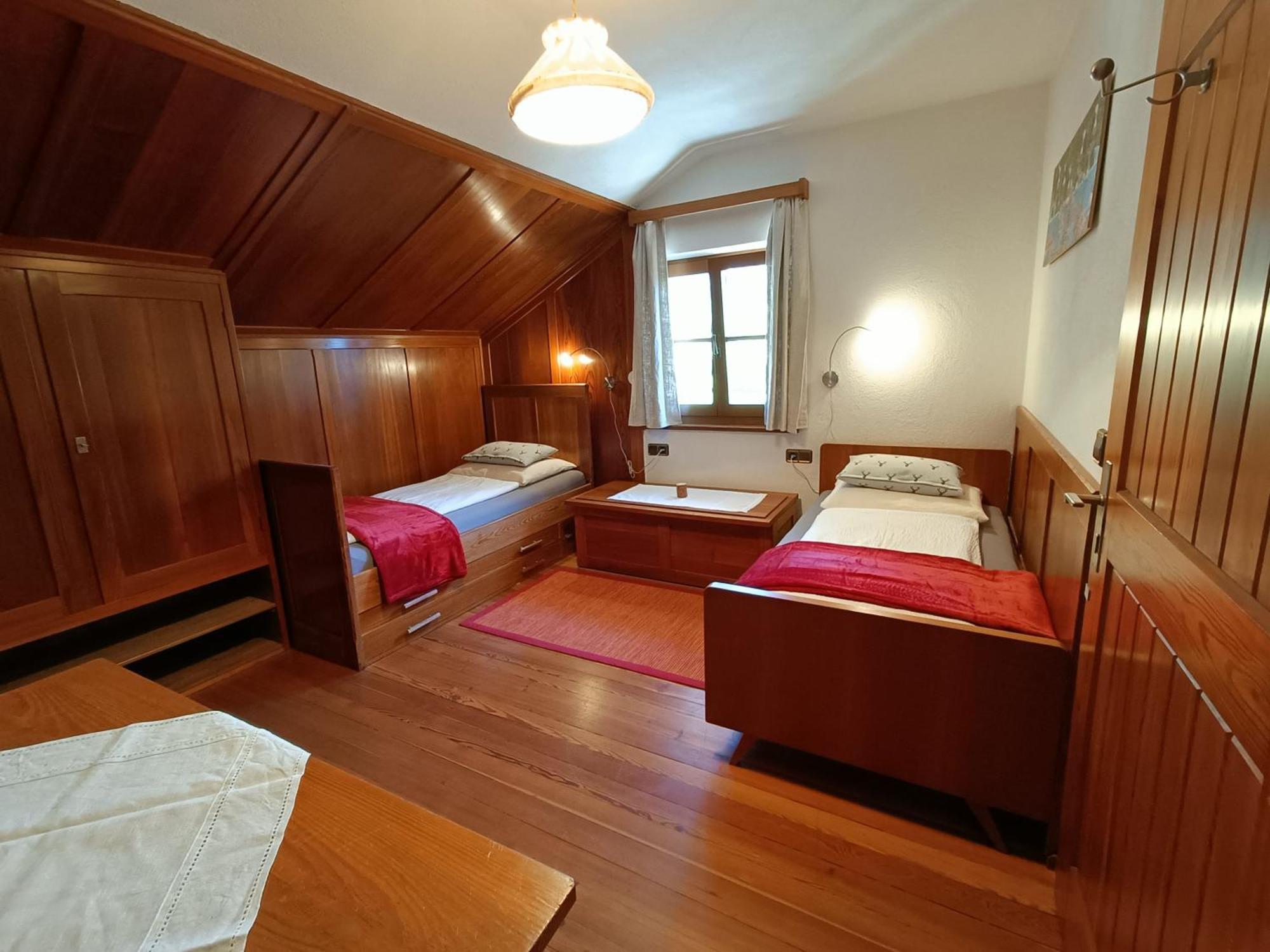 Gosthof Kastelruth Apartment Exterior photo